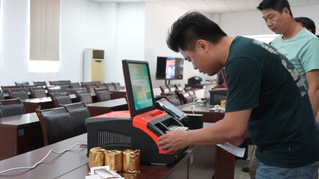 2023.6.6-銷售終端機(jī)煥新升級！中山體彩實(shí)體店迎來新“動能”  (2).jpg
